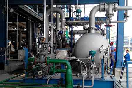 肯富来开云游戏平台机组在石化行业便用现场