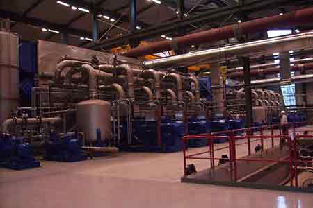 肯富来开云游戏平台机组在冰岛地热发电厂使用现场